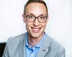 David Langille's Instagram, Twitter & Facebook