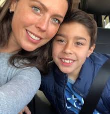 Her birth sign is sagittarius and her life path number is 3. Asi Celebro Daniela Aranguiz El Cumpleanos De Su Hijo Jorgito