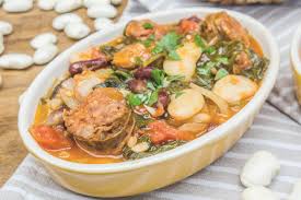 The greek version of baked beans calls for gigantes (yiyanthes) beans, which live up to their name. The Real Greek