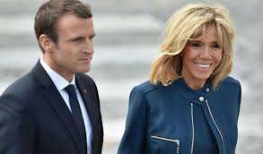 Jun 22, 2021 · o întâlnire neașteptată a pus pe gânduri internauții. Emmanuel Macron Vine Impreuna Cu Sotia Brigitte Trogneux In Vizita Oficiala In Romania Elle Ro