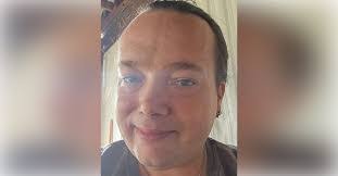 Shelly Lehr's Instagram, Twitter & Facebook