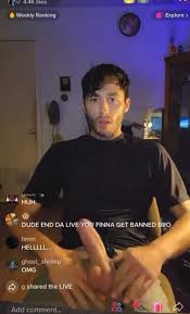 TikTok guy flashes huge cock on Live - ThisVid.com