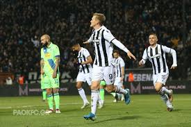 Paok took the reins of the encounter right from the start, claiming possession and not allowing olympiakos to settle on the ball. Hellas Football On Twitter Full Time Paok 3 1 Asteras Tripolis Swiderski Pelkas And Lazaros Lamprou Got On The Scoresheet As Paok Defeat 10 Man Asteras To Continue Their Quest To Win