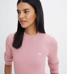 Pull levi's rose outlet