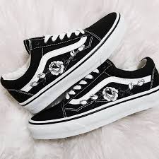 rose knospen weiss blk low oben unisex custom rose bestickt patch vans old skool sneakers herren und damen grosse erh vans schuhe vans sneakers vans schuhe damen