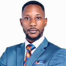 To the men grinding in silence keep going. Ain't nobody clapping for you  now, but they'll watch when you win. Protect your peace, stack your bread,  and move like a king in