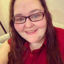 Introducing Cirkul Mini Bottle! 💙 A sidekick to the original Cirkul  Bottle, standing 7.5 inches tall, but mighty enough to hydrate your kiddos.  Your child will score an A+ in Healthy Hydration