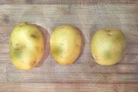 What Makes Potatoes Turn Green And Are They Safe To Eat