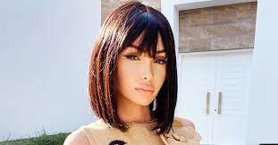Elle change de coupe de cheveux et adopte un carré court coupe de cheveux : Nabilla Metamorphosee Elle Montre Son Nouveau Look A Ses Fans