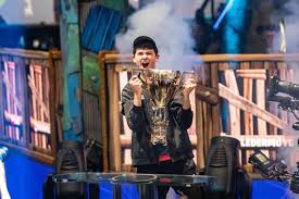 Here you can check also check our leaderboards, fortnite challenges, items, skins, news & guides. Kyle Bugha Giersdorf 16 Wins Fortnite World Cup And Takes Home 3 Million Prize Huffpost