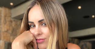 Estaba con su esposa, maura rivera, sus hijos de 9 y 6 años, y unos amigos de la familia. Maura Rivera Impresiono Al Mostrar Lo Grandes Que Estan Sus Hijos