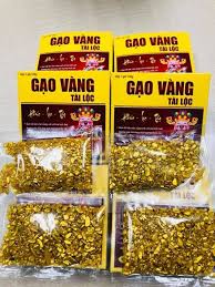 Theo thông lệ hằng năm, vào ngày mùng 10 tháng giêng, mọi người đều mua vàng làm lễ vật để cầu xin một năm làm ăn gặp nhiều may mắn, nhất là đối với những nhà kinh. J0pmrverpzocxm