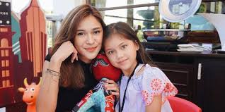 Namun, menariknya mengenai peribadi anak pasangan selebriti terkenal jamal mirdad dan lidya kandau ini, dia cukup berahsia. 6 Potret Lydia Kandou Di Awal Karier Cantik Mirip Banget Nana Naysilla Mirdad Merdeka Com