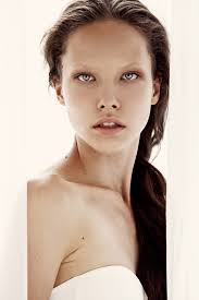 Photo of fashion model Lana Ross