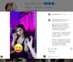 Berkat gaya fashionnya ia dijuluki sebagai fashionista cilik. Che Ta Dikecam Ig Aaisyah Dhia Rana Promosi Produk Besarkan Payudara Wanita Gosip Tempatan Gosip Forum Cari Infonet