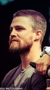 Amell had been on board the delta flight from texas to la on monday afternoon with his wife cassandra jean, 35, and their friends. Pin On Arrowverse