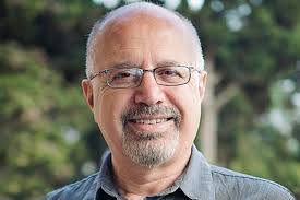 The World Through Arab Eyes: Arab Public Opinion and the Reshaping of the  Middle East