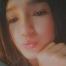 Ara ponce (@ara.elizabeth.val)