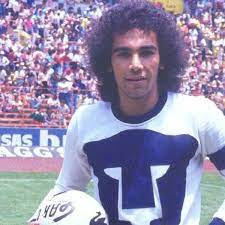 This is the profile site of the manager hugo sánchez. Hugo Sanchez Uno De Los Maximos Exponentes De Pumas Unam Cumple 61 Anos Dale Pumas