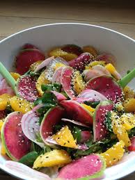Salade D Hiver Toute En Couleurs Chez Lorette La Table De L Salade D Hiver Recettes De Cuisine Recette Hiver