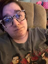 remove if not allowed) Hello, my name is Lily, I'm 16, and I go to Kearns  high. I could really use some friends around my age to hang out with in  person