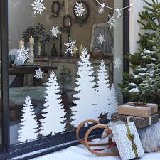 Screen porch decorating ideas depending on personal taste and budget. Christmas Window Decorating Ideas To Inspire Your Seasonal Decorating
