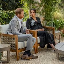 Should the palace respond to harry and meghan's oprah interview? 67szgiowqosyjm