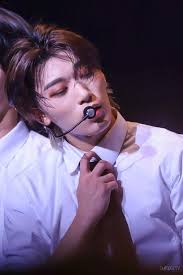 Day 12: bias with eyeliner