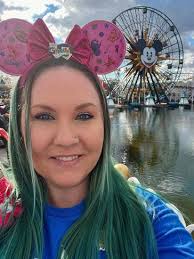 Vanessa Devers's Instagram, Twitter & Facebook