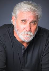 Randall Oliver's Instagram, Twitter & Facebook