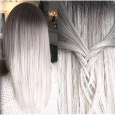 Balayage Platine Tout Sur Le Balayage Blond Platine Avant De S Y Lancer Cheveux Blond Coloration Cheveux Coloration Blonde