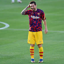 Hij stroomde in 2004 door vanuit de jeugdopleiding van fc barcelona, waar hij in november 2017 zijn contract verlengde tot medio 2021. Messi Transfer Lionel Messi Hat Sich Entschieden Jetzt Trainiert Er Wieder Mit Der Mannschaft Fussball
