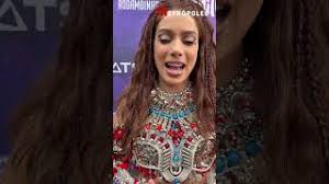 Anitta termina namoro com Ian Bortolanza: "Comemorei cedo demais"