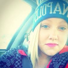 Jennifer Saffel's Instagram, Twitter & Facebook