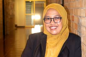 Department of Archaeology & Anthropology Professor Ernie Walker has been  awarded the title of distinguished professor