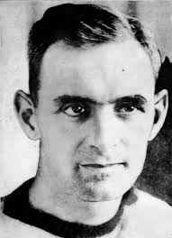 Player photos for the 1928-29 Windsor Bulldogs at hockeydb.com