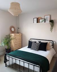 Image May Contain Bedroom And Indoor Di 2020 Dekor Kamar Tidur Kamar Tidur Ikea Tempat Tidur