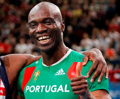Francis obikwelu, the 2004 olympic silver medallist in the 100m; Video Francis Obikwelu Sagra Se Campeao Mundial De Veteranos Maisfutebol