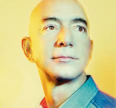 Kara alaimo writes that jeff bezos is hurling money into the solar system at a time in history when the pandemic has enriched billionaires like him, while pushing others into extreme poverty. Jeff Bezos Der Chef Von Amazon Im Portrat Sz Magazin