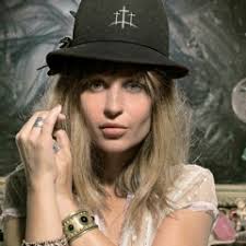 Stream Olivia Maxwell (Official) music