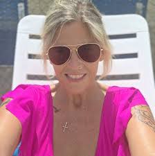 Senior picture photographer recommendations needed