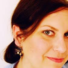 Alicia Paulson's Instagram, Twitter & Facebook