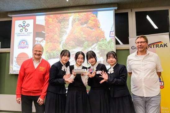 世界1位を受賞しました！！ 世界大会@ドイツシュツットガルト | 白梅学園清修中高一貫部