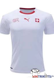 Frankreich trikot ghana trikot griechenland trikot ireland trikot island trikot italien trikot japan trikot kolumbien trikot kroatien trikot marokko trikot mexiko trikot national team trikot. Fussballnationalmannschaft Der Schweiz Schweizer Nati Trikot 2021
