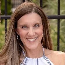 Heidi Flowers's Instagram, Twitter & Facebook