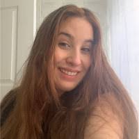 Amanda Sola's Instagram, Twitter & Facebook