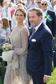 Mehrere jahre war prinzessin madeleine mit dem nicht nur prinzessin madeleine ist von ihrem prinzen begeistert, auch königin silvia sieht in ihm den. Umstandsmode Die Schwangerschaftslooks Von Prinzessin Madeleine Gala De Prinzessin Madeleine Prinzessin Victoria Prinzessin