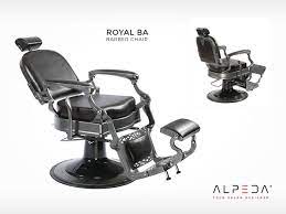 barber club panosundaki pin