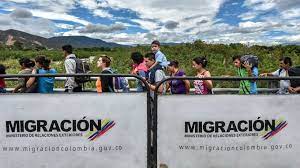 •la entrada a colombia de 329.478 ciudadanos venezolanos, y •la salida de 414.666 ciudadanos venezolanos de colombia. En Bogota Colombia Viven Mas Venezolanos Que En Algunas Ciudades De Su Propio Pais Diario De Cuba
