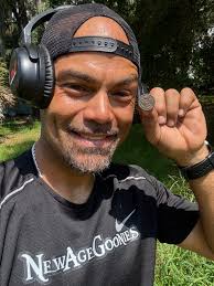 Metal detecting at new hotspot yields old button find